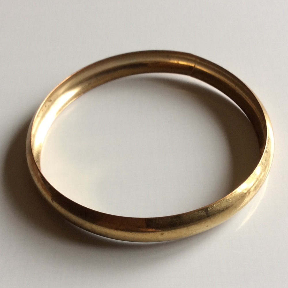 Classic Style Bangle Cuff Bracelet Gold Tone